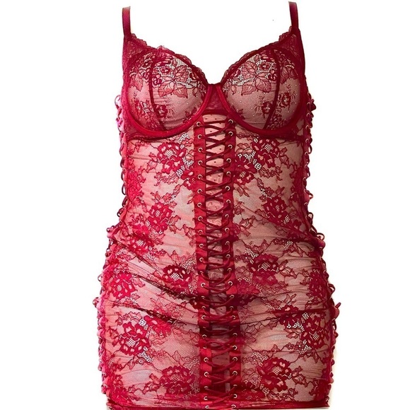Torrid Red lace up super sexy chemise - Picture 2 of 7